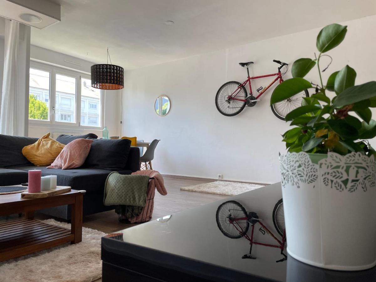 Chaleureux Appartement. Ντινάν Εξωτερικό φωτογραφία